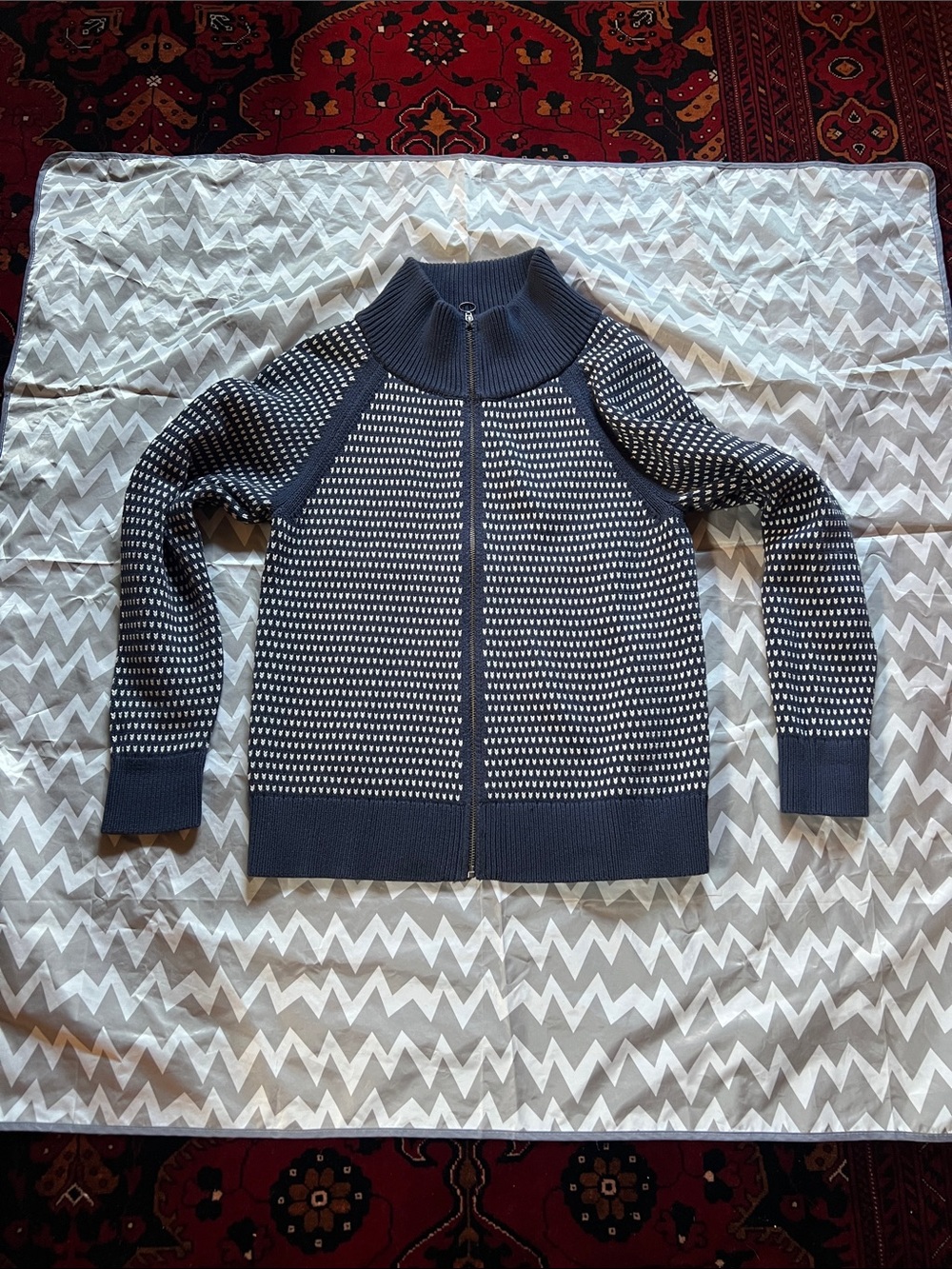Pendleton Navy and White Zip-Up Knit Sweater